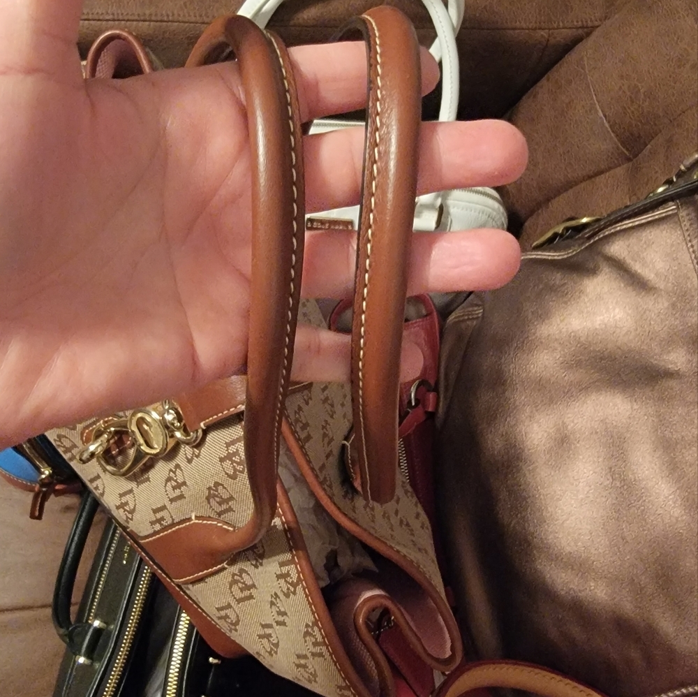 Dooney and Bourke Handbag - Picture 3 of 6